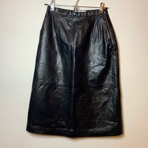 Vintage 100% Soft Leather Skirt with Pockets